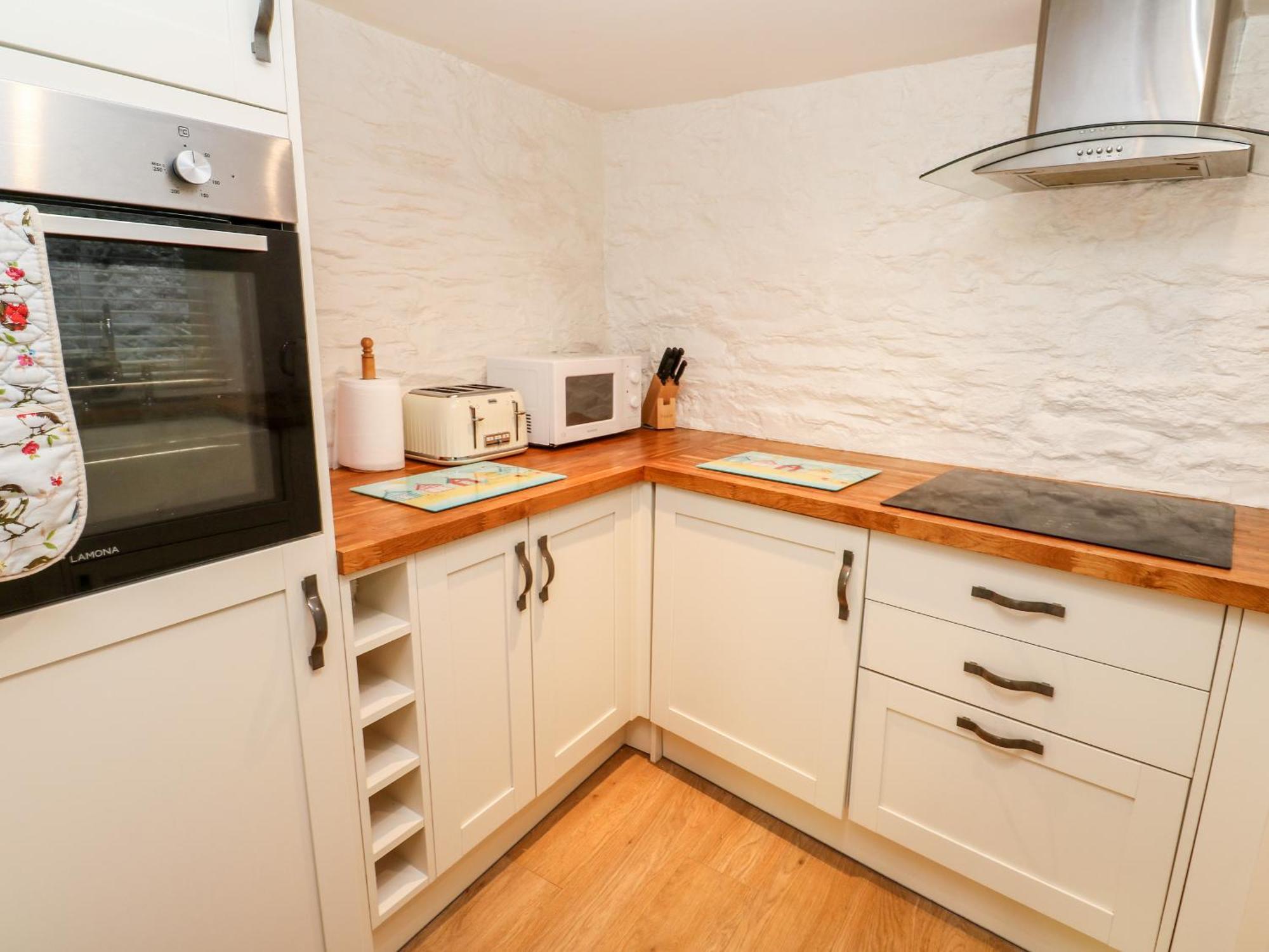 Bay Tree Cottage 루 외부 사진