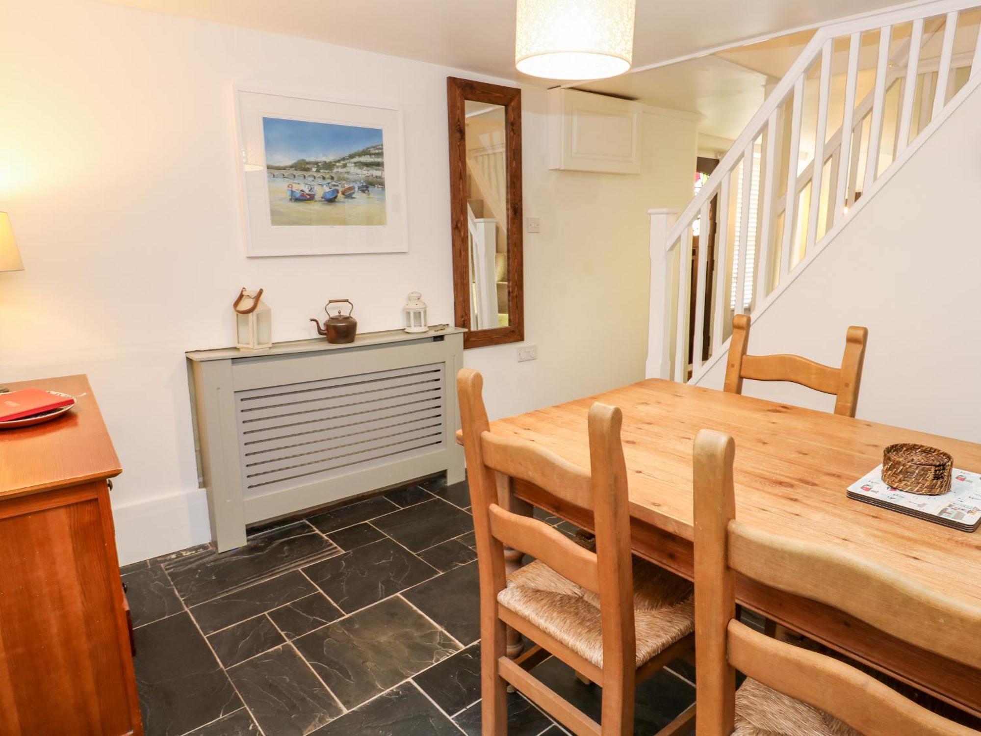 Bay Tree Cottage 루 외부 사진